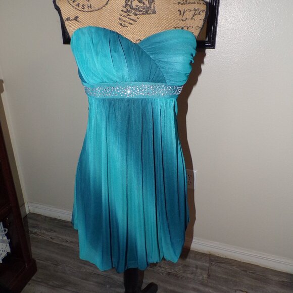 Trixxi Strapless Mini Dress in Teal - Picture 1 of 7